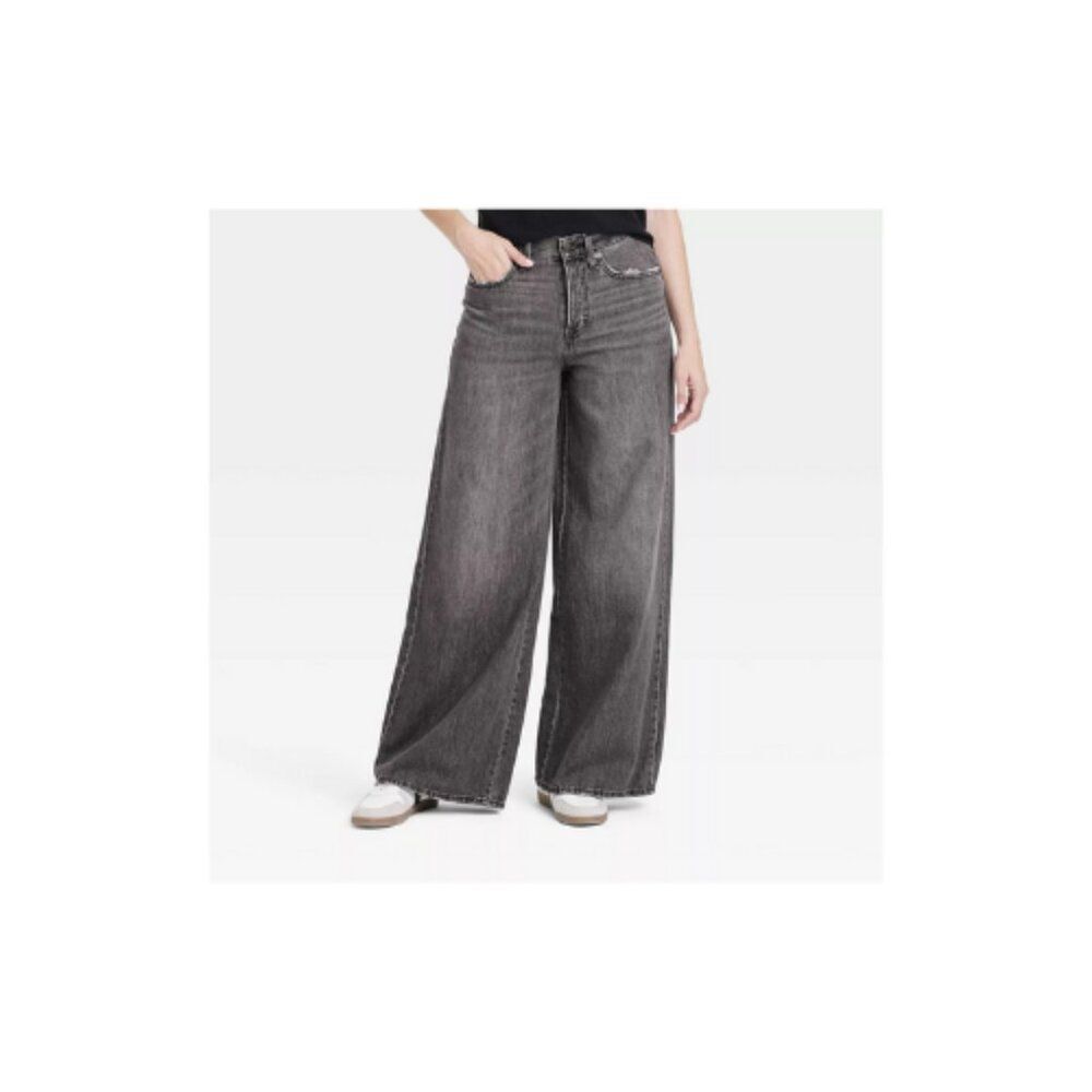 Women's Mid-Rise Super Wide Leg Jeans - Universal Thread Black Wash 16 Short NWT